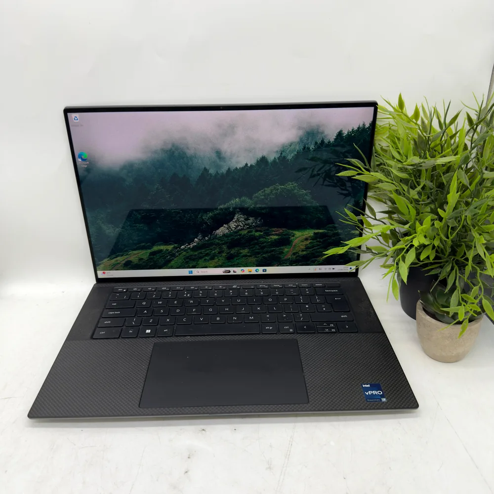 Dell Precision 5570 Touchscreen — i7 12th Gen, 32GB RAM, RTX A2000, 4K, Win 11 Pro