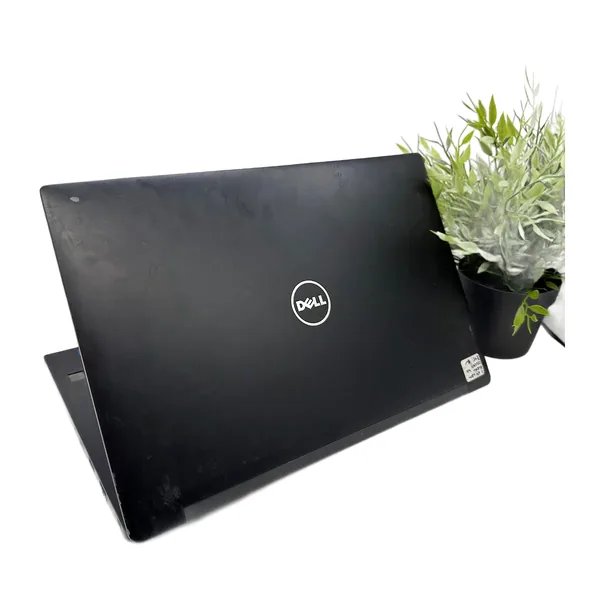 Dell Latitude 7480 business laptop with Full HD display