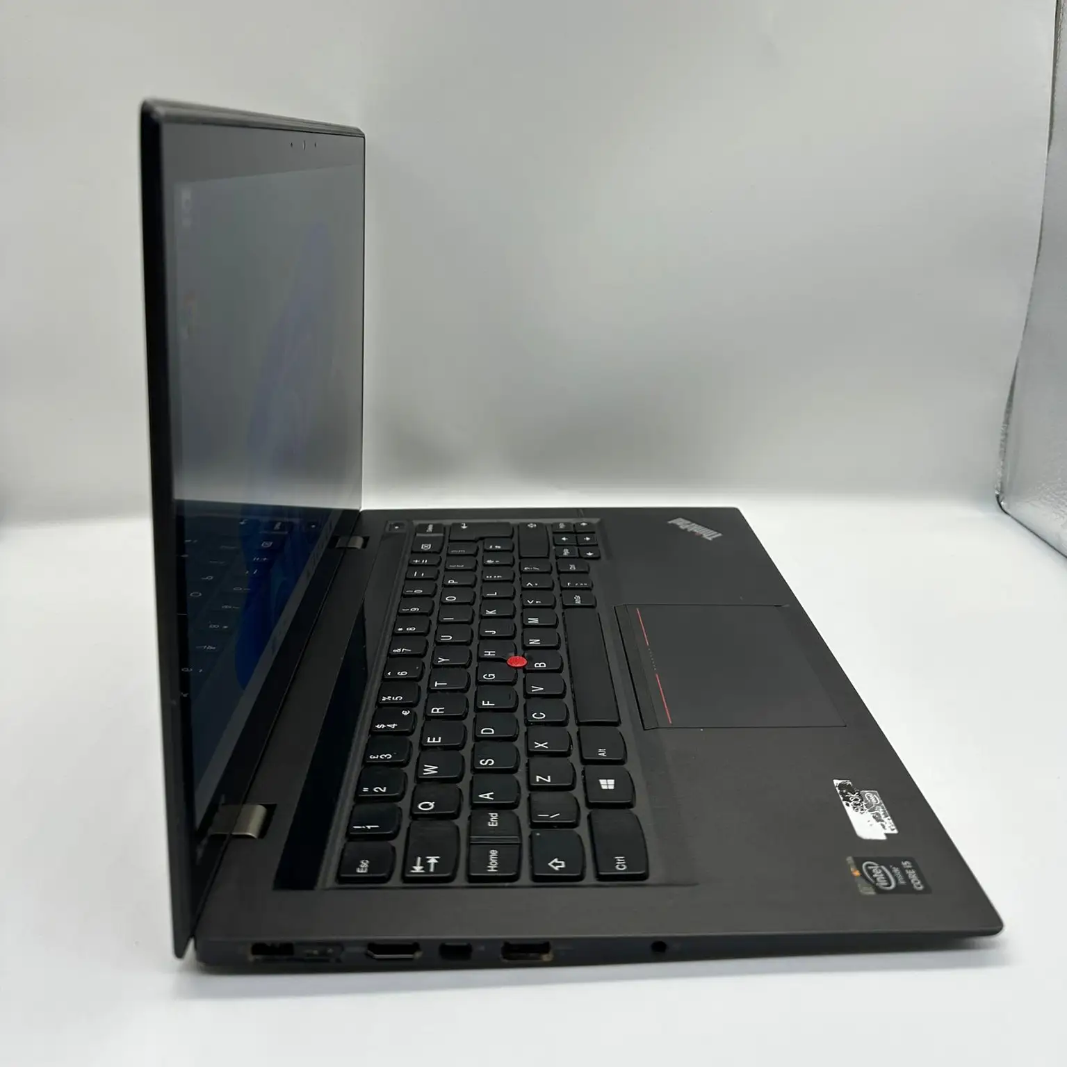 Lenovo ThinkPad x1 Carbon 5th Gen i5. 4k Resolution.  New windows 11. Super Slim Ultrabook Laptop