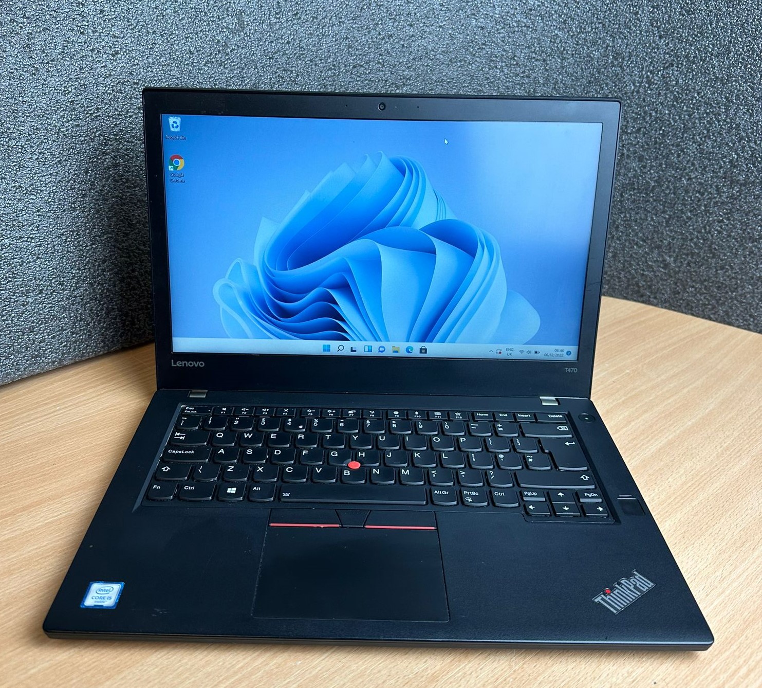 Lenovo ThinkPad T470S - Intel Core I5 7th Generation comes with Windows 11