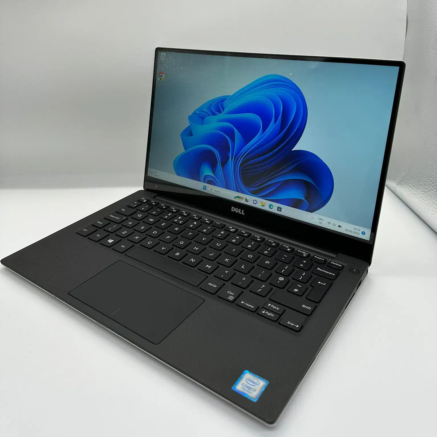 Windows 11 Dell XPS 9360 Gaming Ultrabook Sleek  4k Touchscreen Laptop