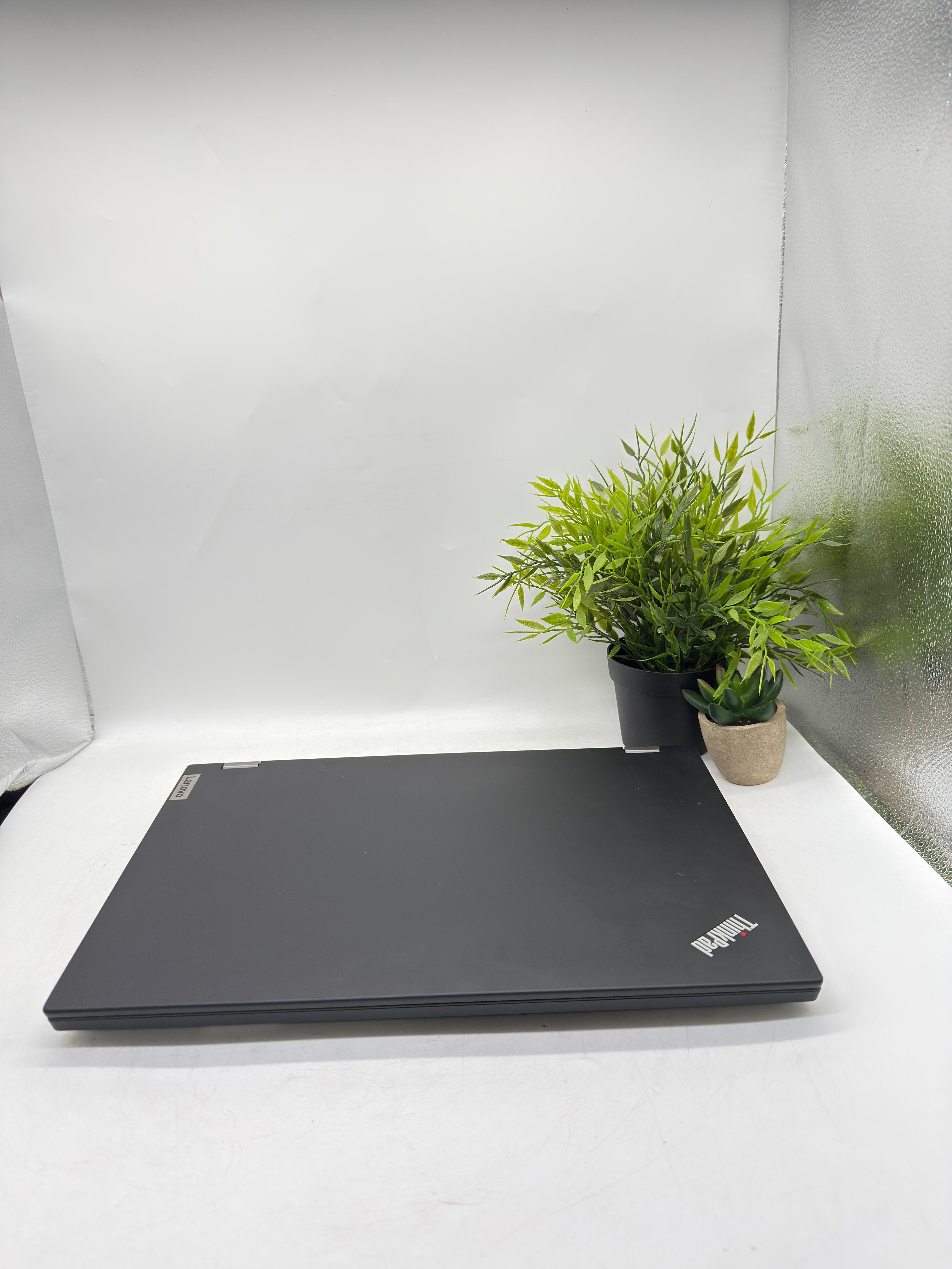 Gaming Lenovo Laptop Intel i7 24GB Ram1TB SSD TouchScreen Graphics Minecraft photo Editing