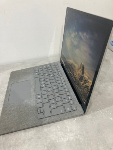 The New Microsoft Surface Laptop 2 7th Gen i5 Quad Surface-Book Style  120Days Warranty